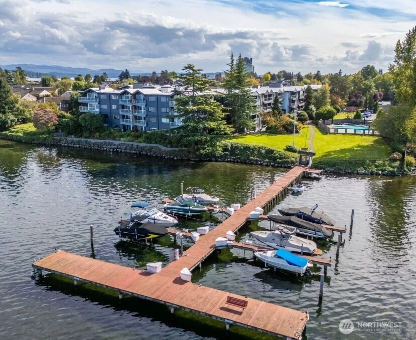 2502 Canterbury Ln E Unit 110 Unit 110 Seattle WA 98112