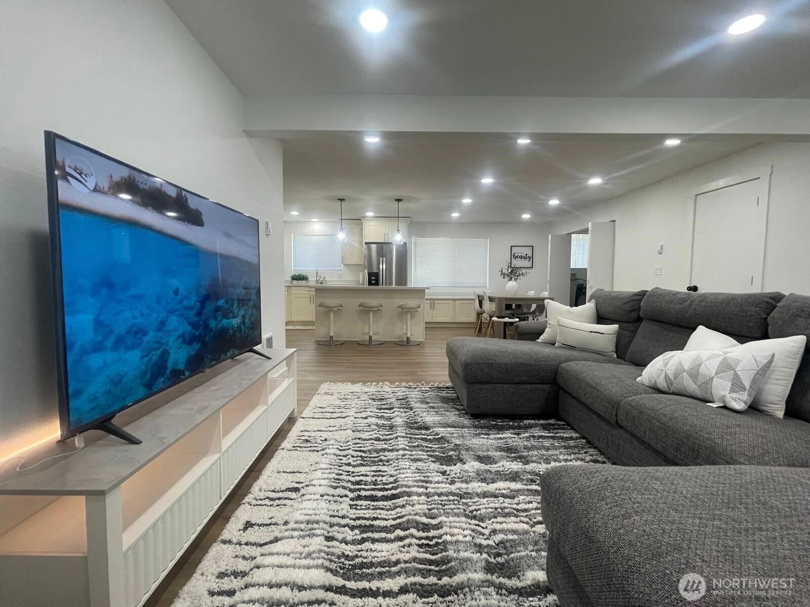 3730 SW 99th St Seattle WA 98126