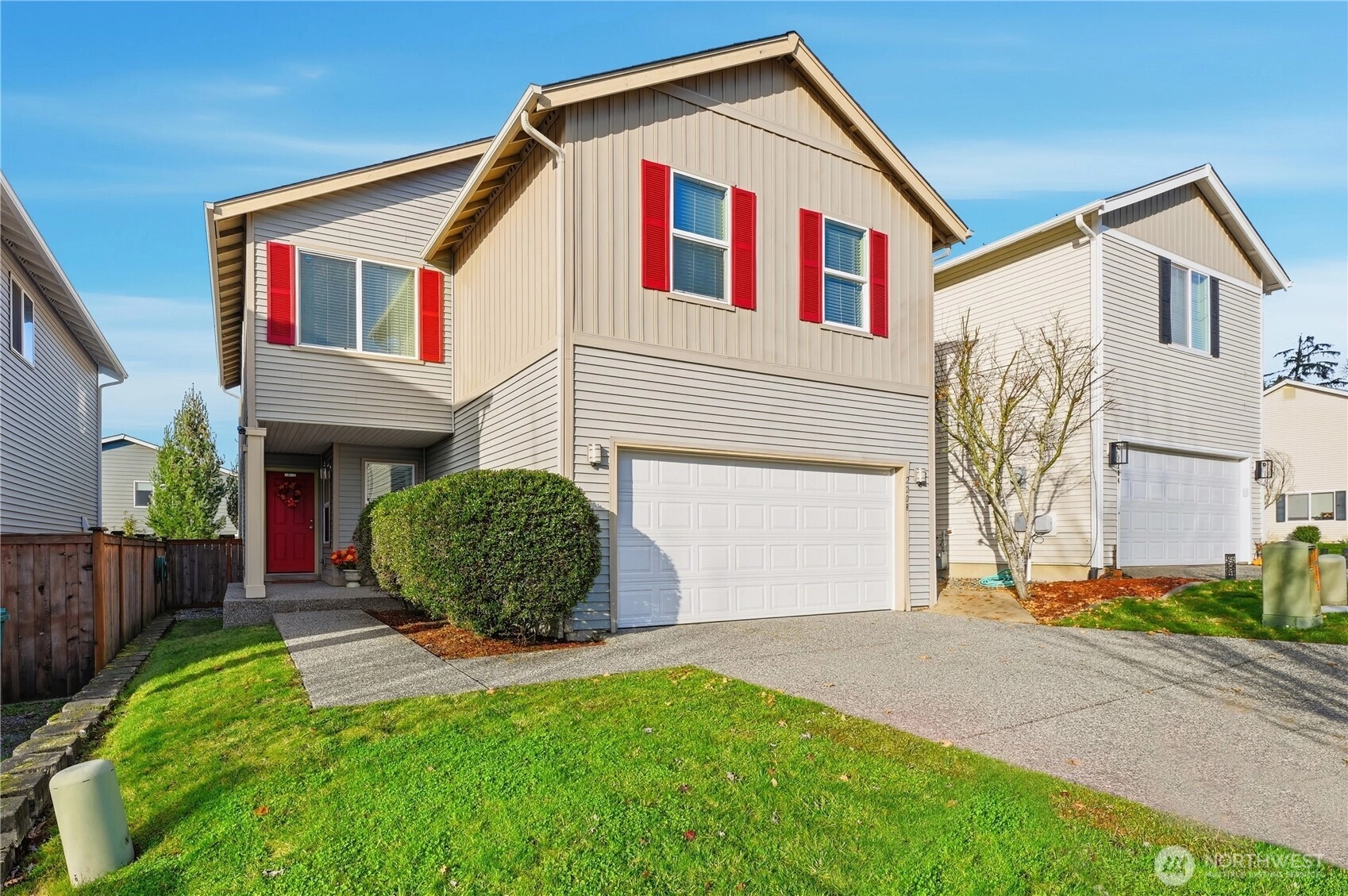 2208 116th Dr SE Unit  Lake Stevens WA 98258