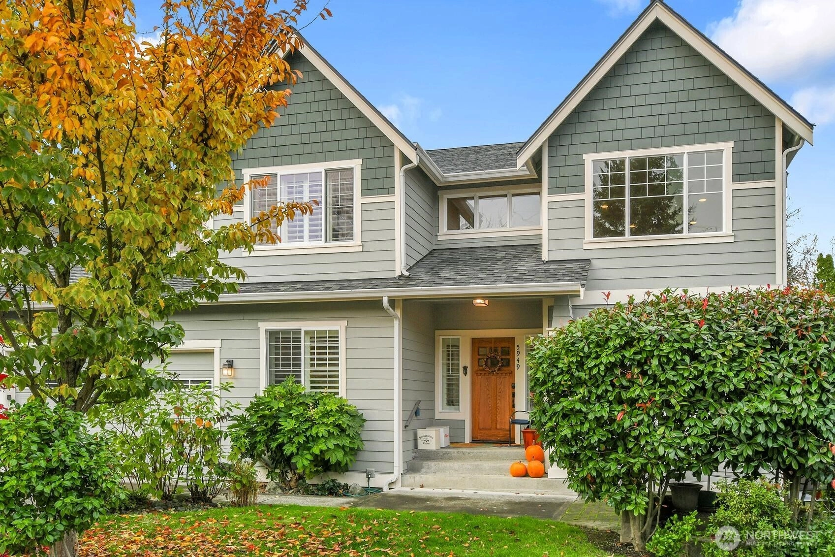 5949 17th Ave SW Unit  Seattle WA 98106