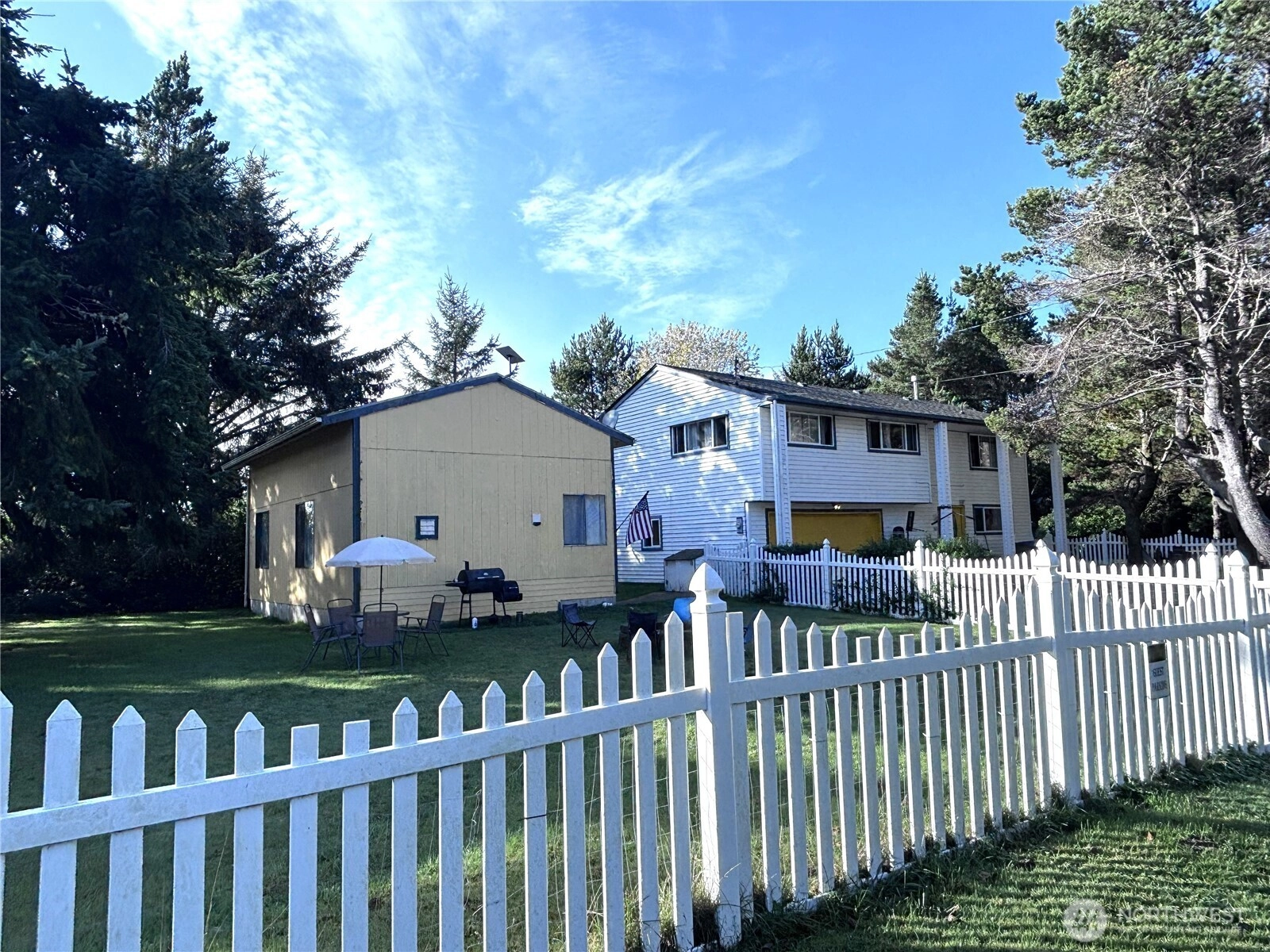 169 N Port Lp Nw Ocean Shores WA 98569