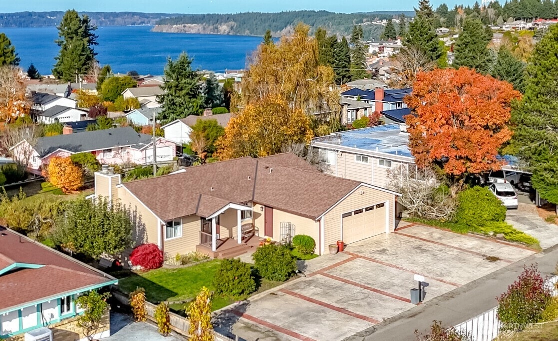 1747 N Narrows Dr Tacoma WA 98406