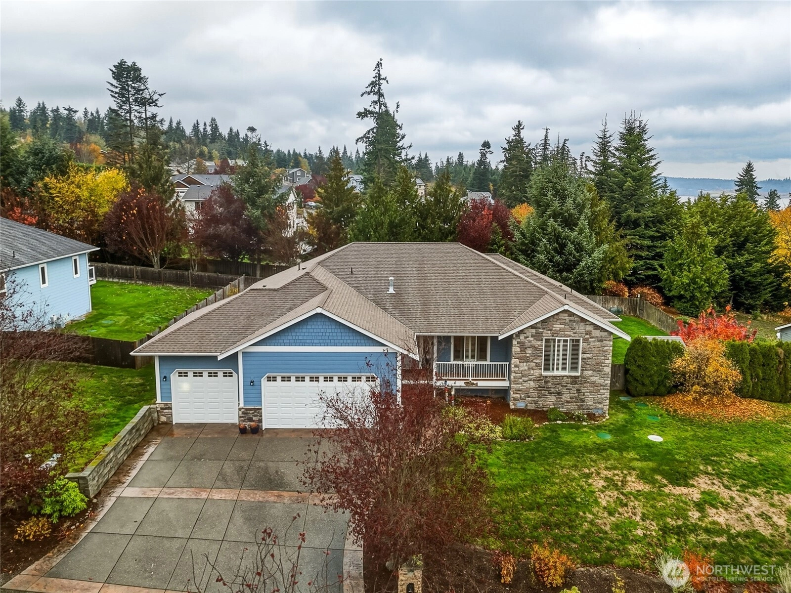 1067 Saint Moritz Ct Camano Island WA 98282