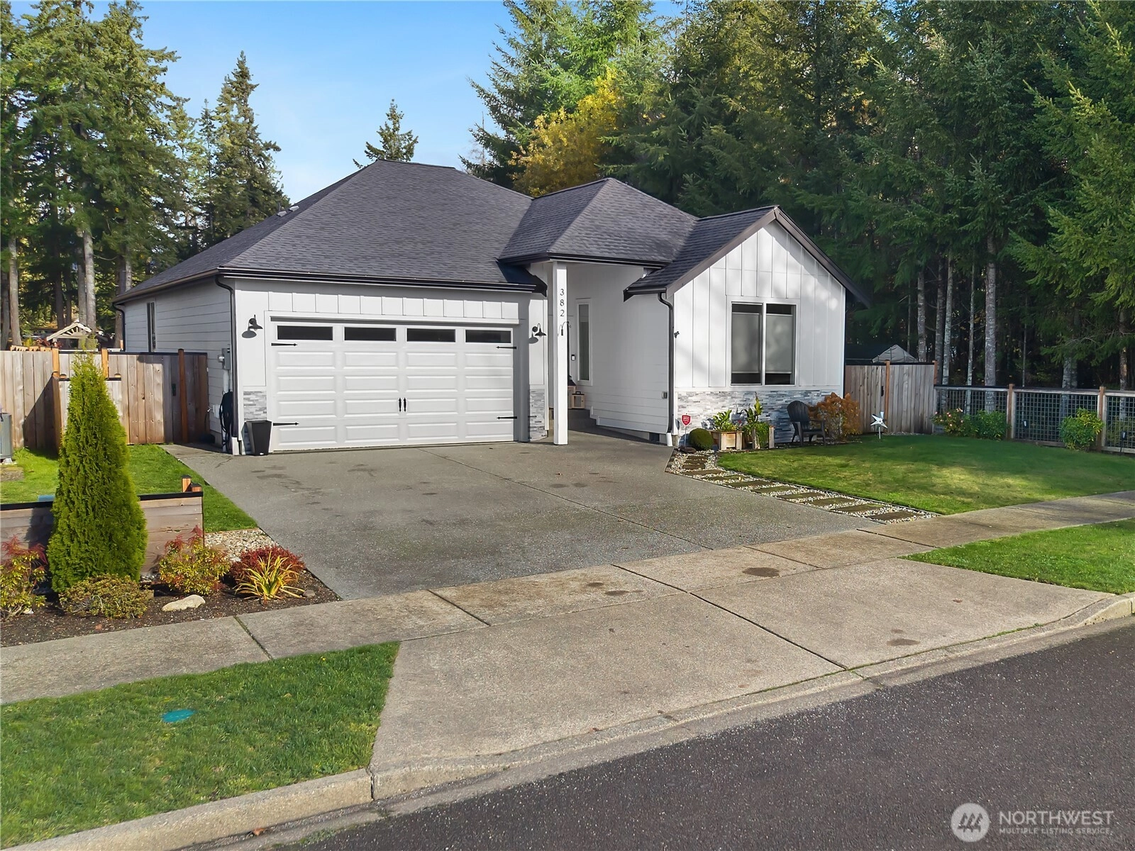 382 E Buck St McCleary WA 98557