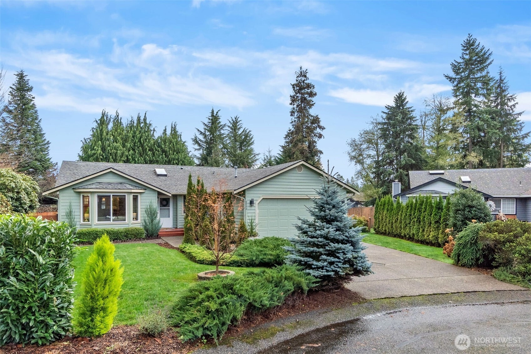 8042 Parkridge Dr SE Tumwater WA 98501