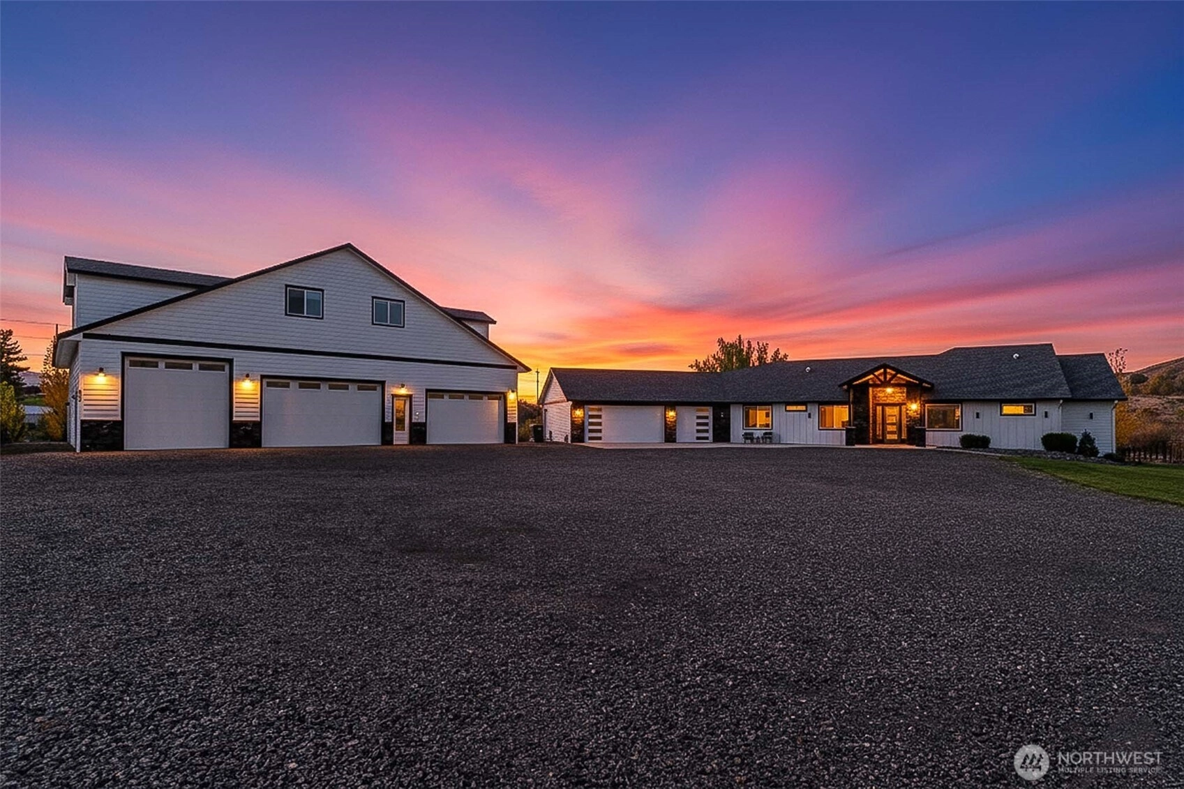 5060 Basin View Dr Rock Island WA 98850