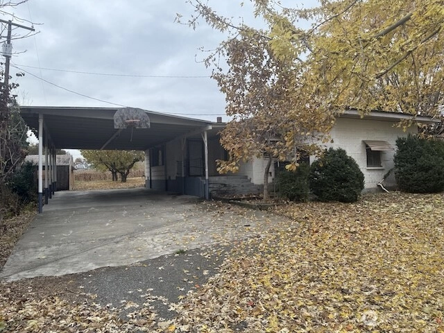 6450 Gap Rd Outlook WA 98938