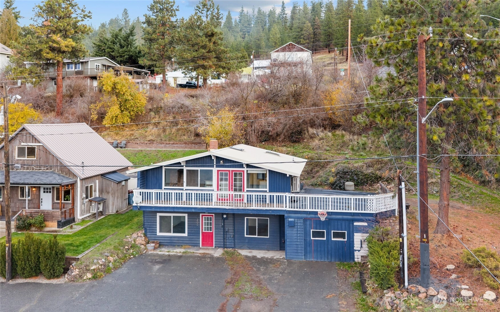 302 W 4th St Unit  Cle Elum WA 98922