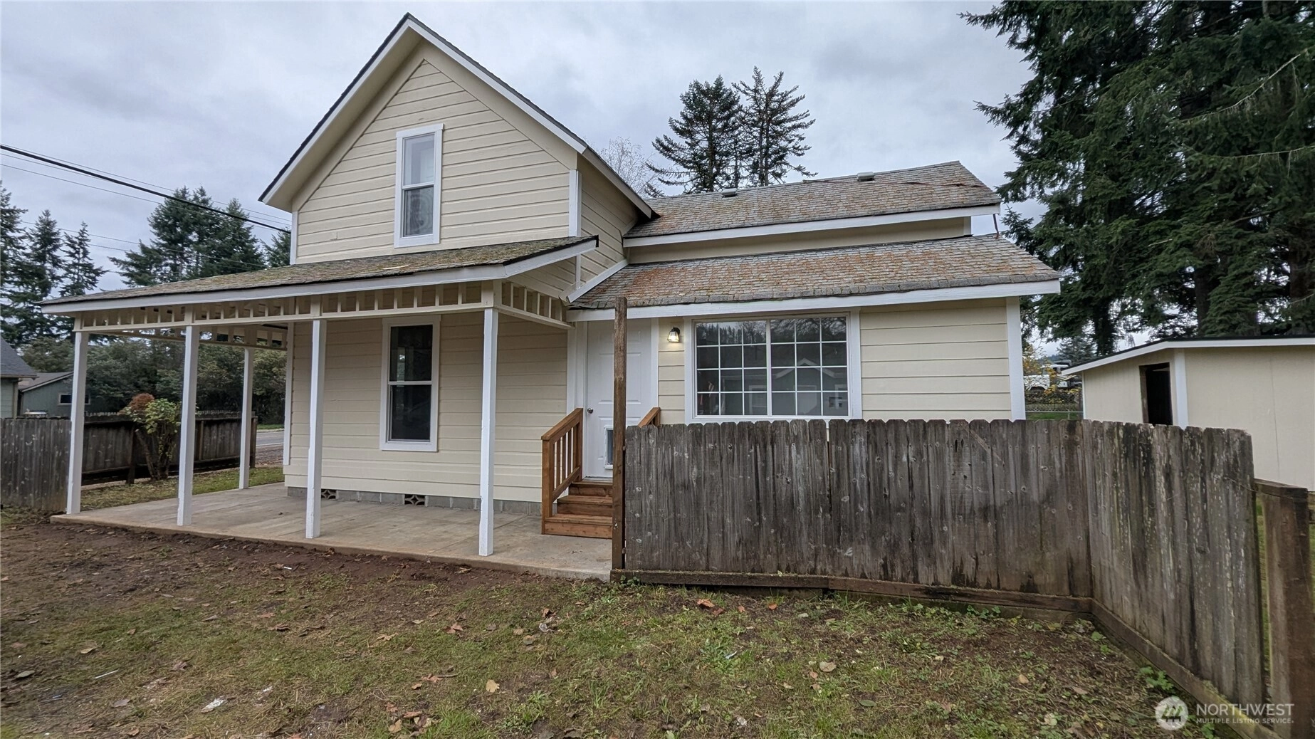 415 W 4th Ave Pe Ell WA 98572