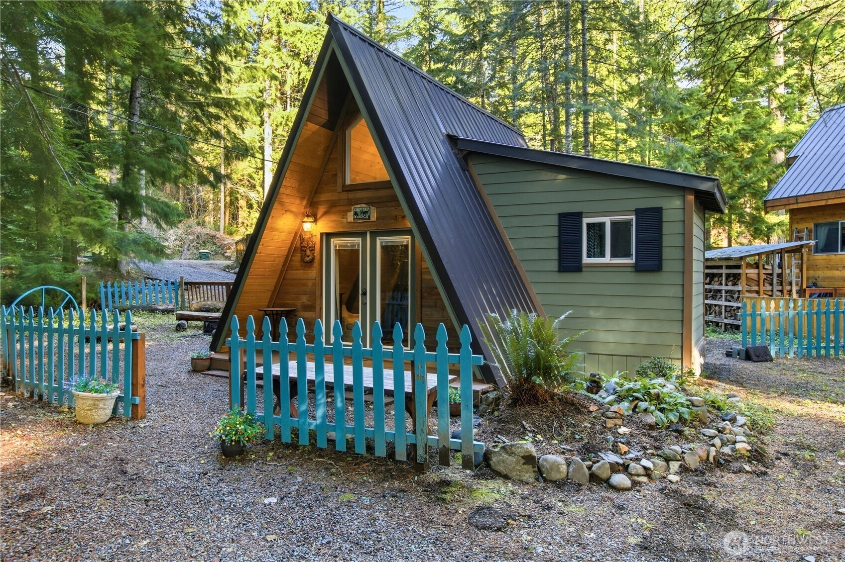 218 Paradise Dr Unit  Ashford WA 98304