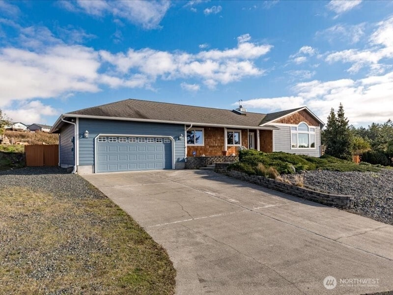 670 El Prado Ave Unit  Coupeville WA 98239