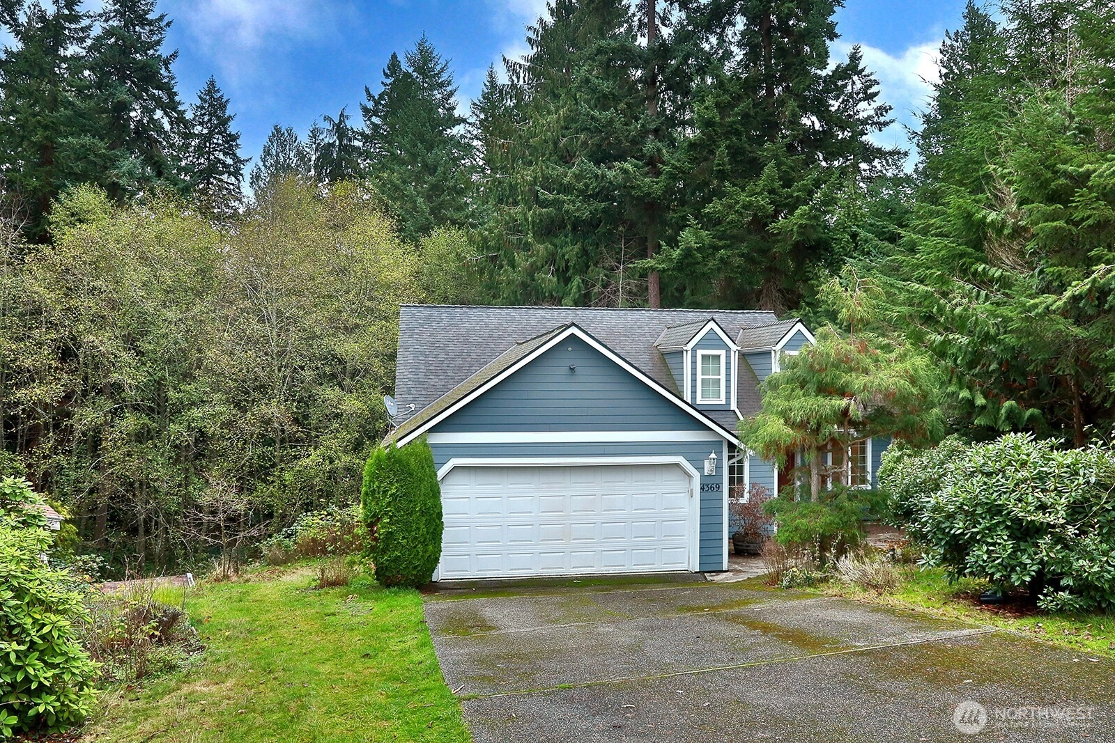 4369 Shadowood Dr Clinton WA 98236