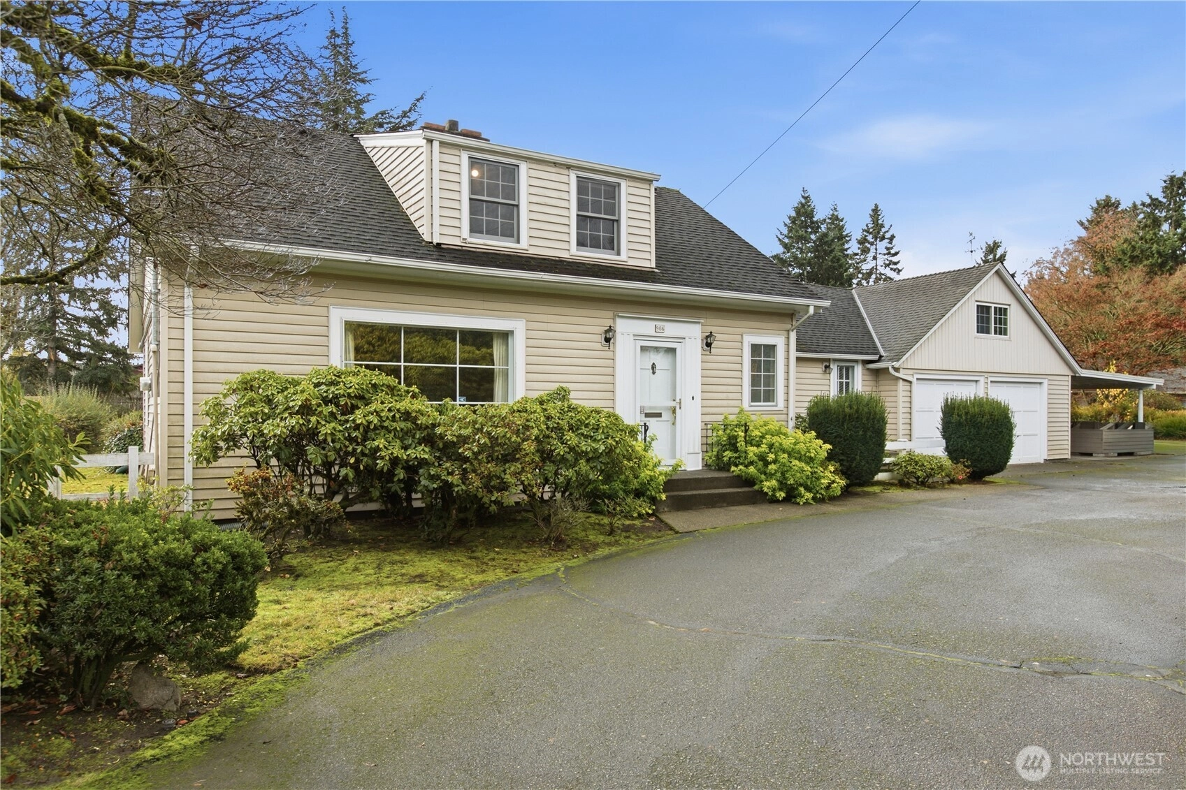 906 5th St NE Auburn WA 98002