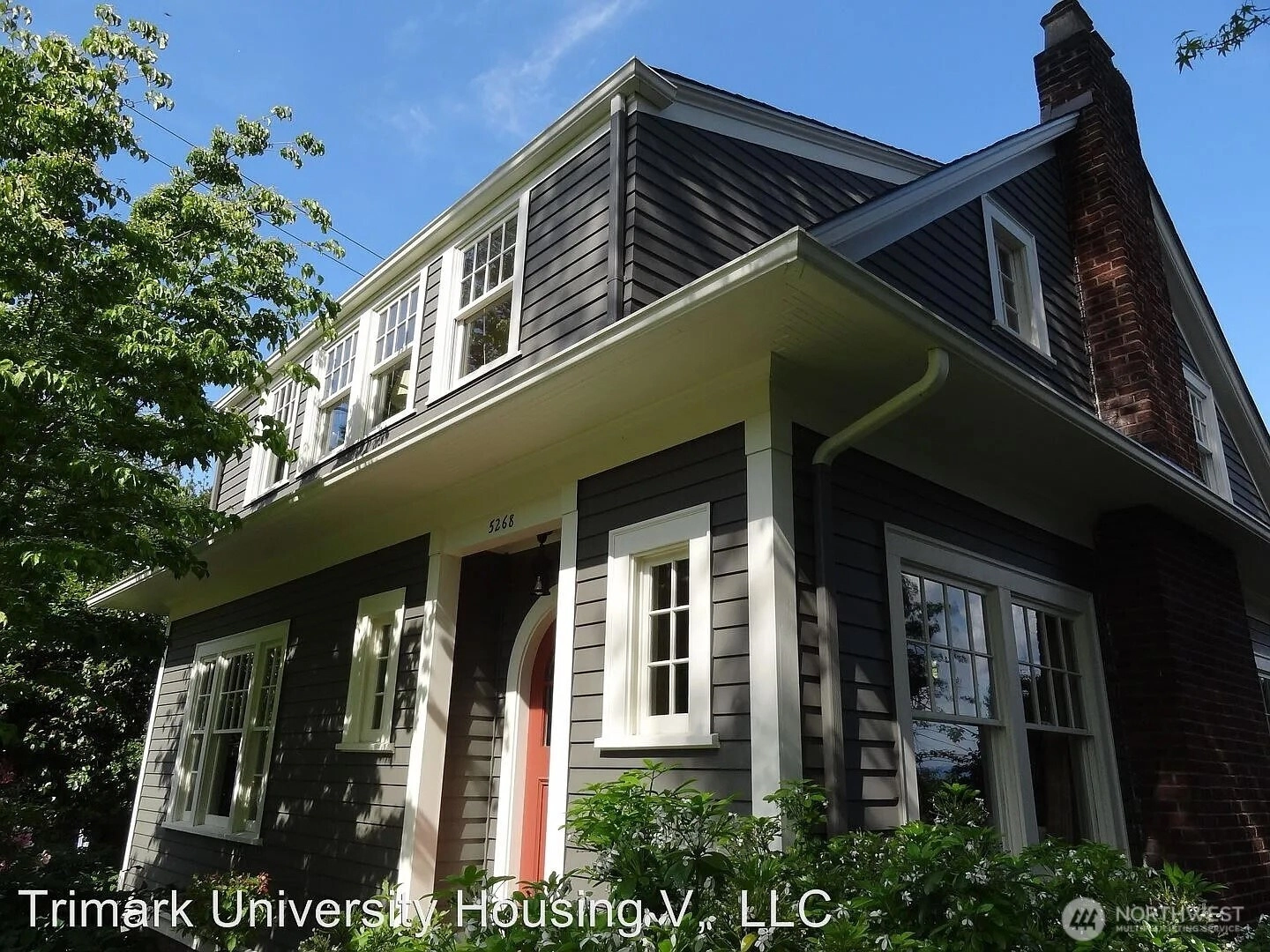 5268 18th Ave NE Seattle WA 98105