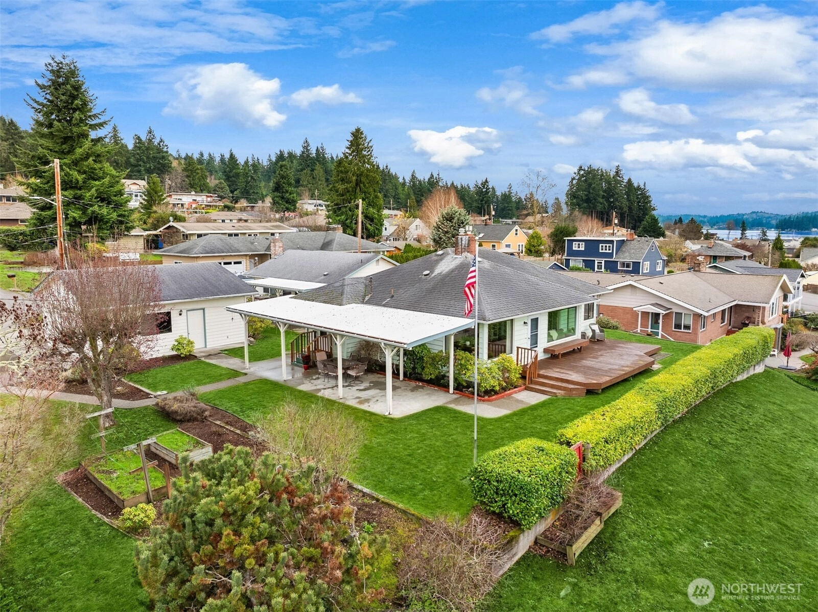 649 NE Sommerseth St Poulsbo WA 98370