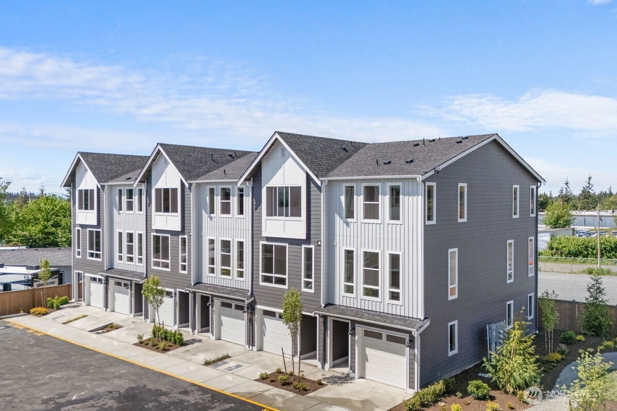 15726 40th Ave W Unit C2 Unit C2 Lynnwood WA 98087