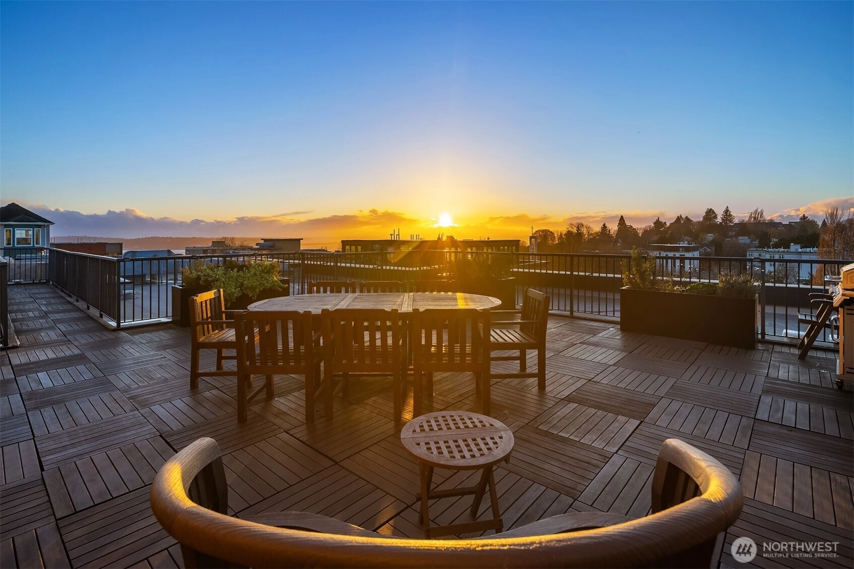 1417 Queen Anne Ave N Unit 303 Unit 303 Seattle WA 98109