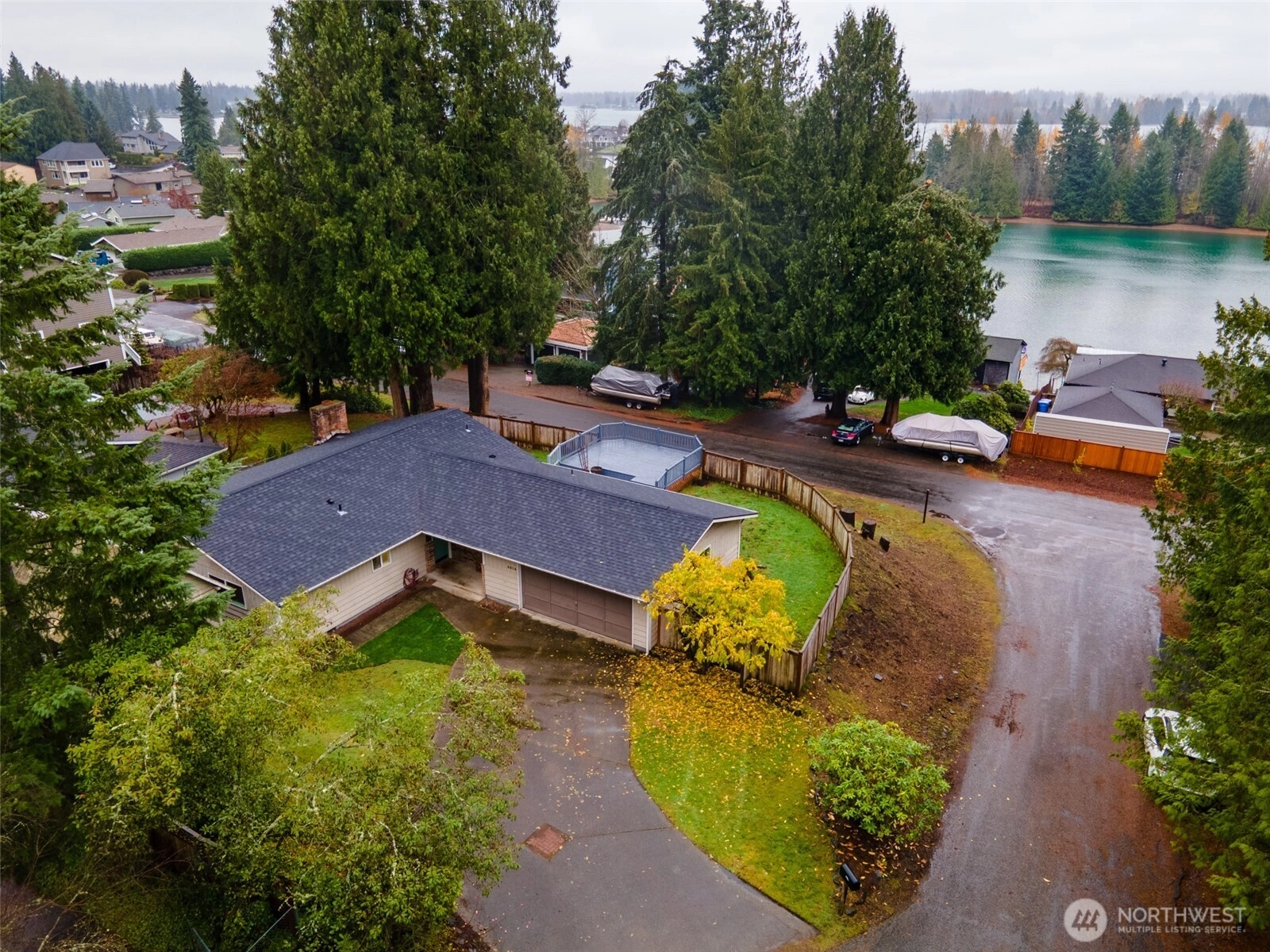 4614 Lakeridge Dr E Lake Tapps WA 98391