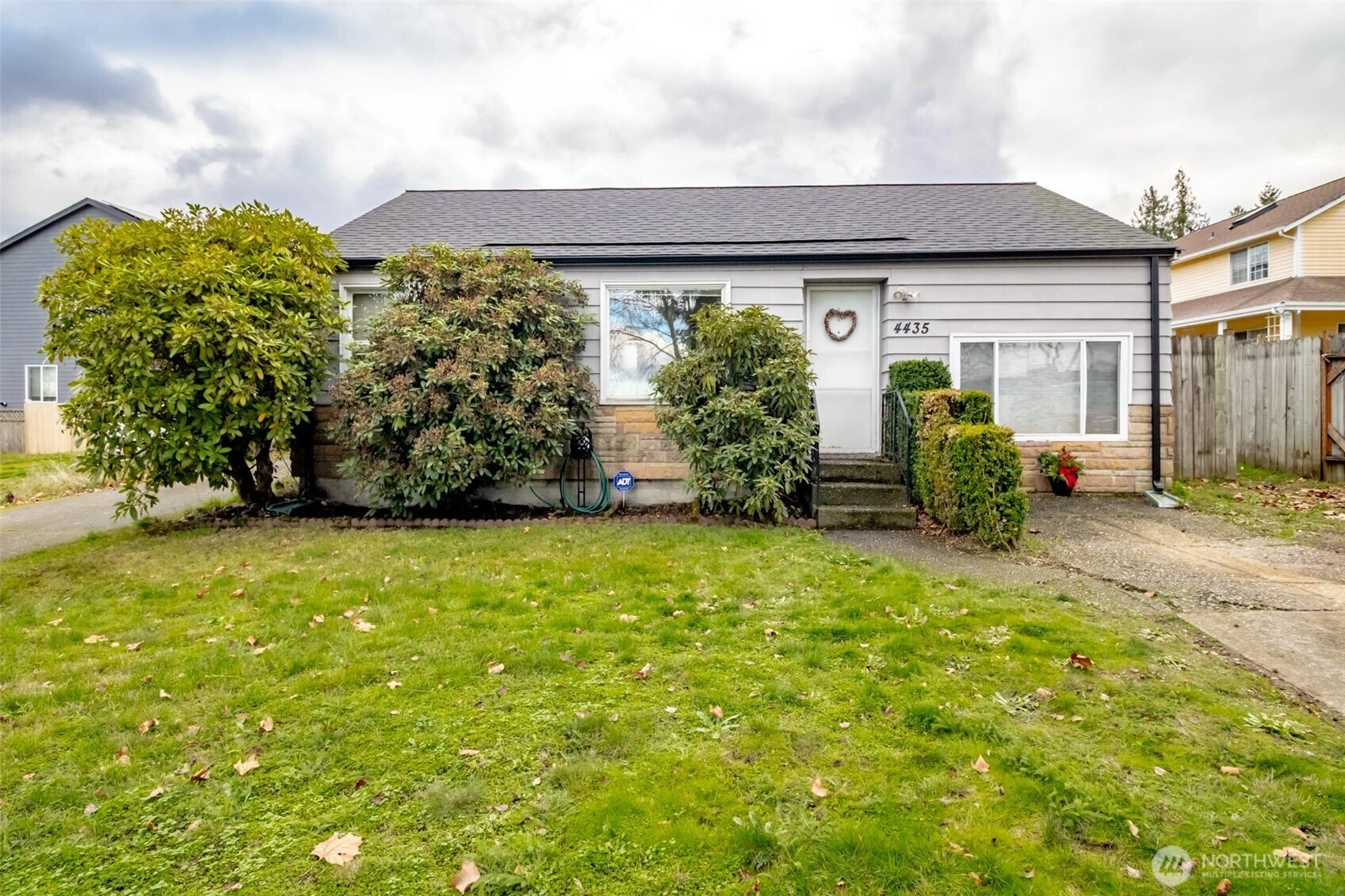 4435 S 144th St Tukwila WA 98168