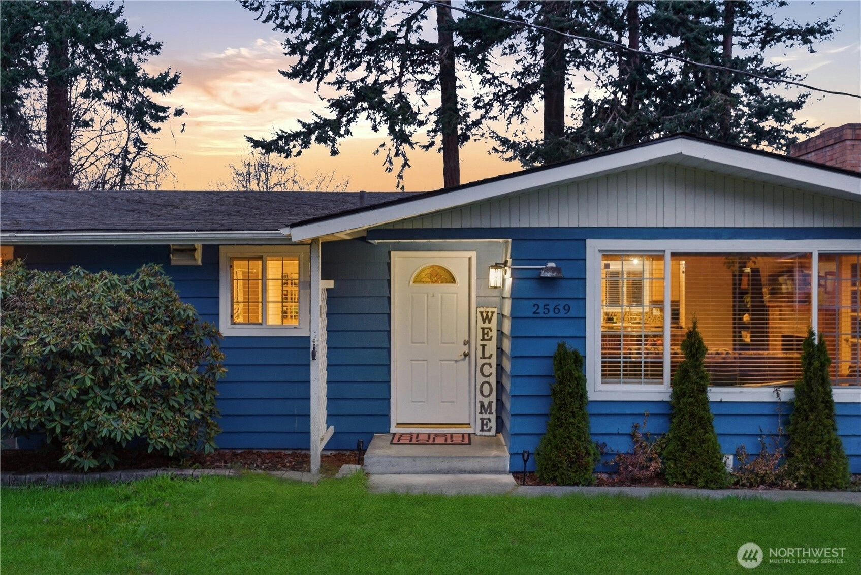 2569 Airline Way Unit  Oak Harbor WA 98277