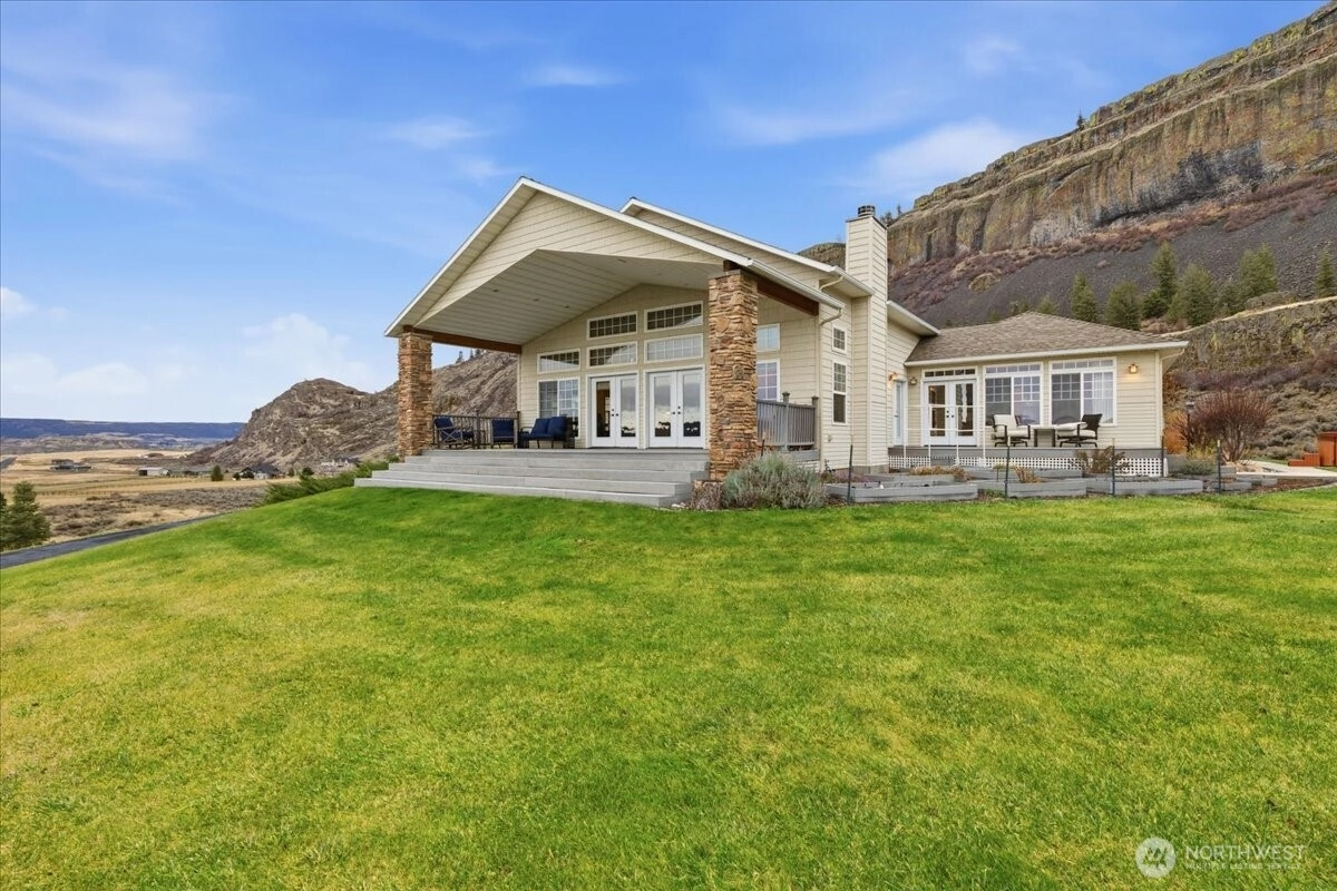 19994 Coulee View Rd Electric City WA 99123