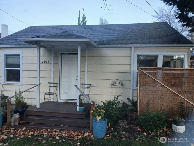 17304 97th Pl SW Vashon WA 98070