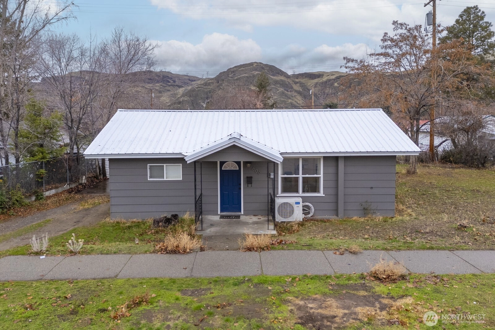 606 Spruce St Unit  Coulee Dam WA 99116