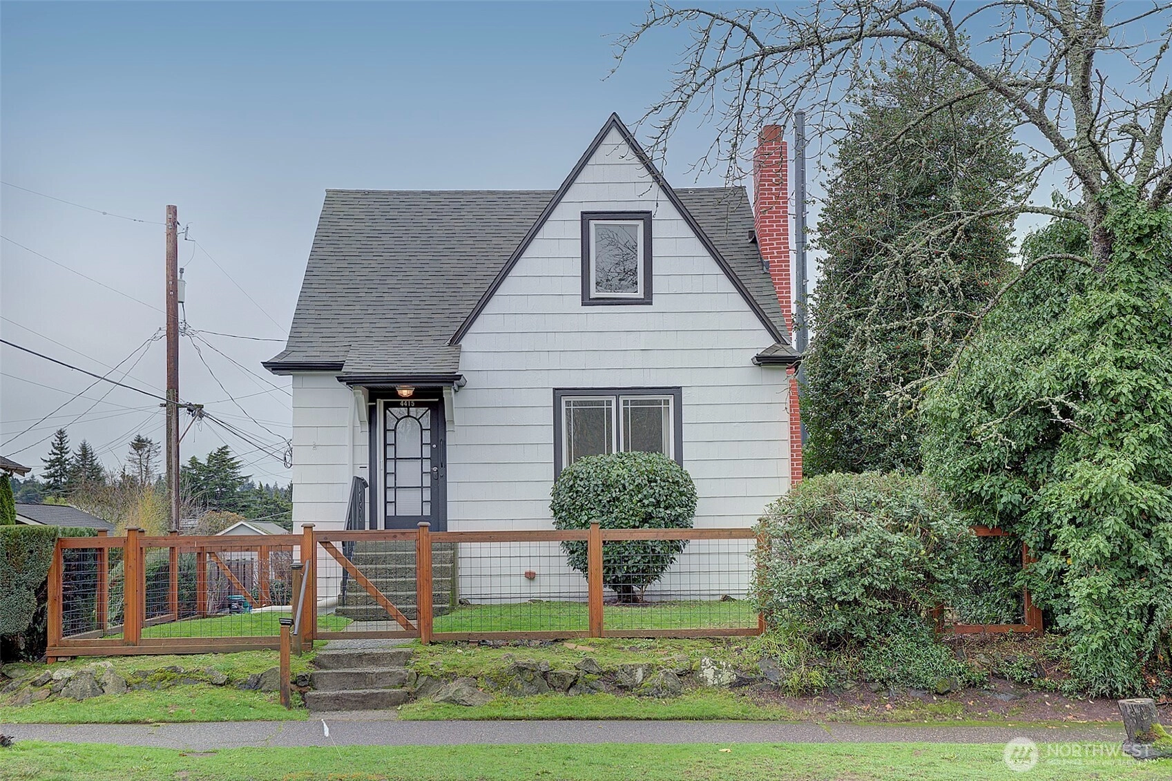 4415 SW Juneau St Seattle WA 98136