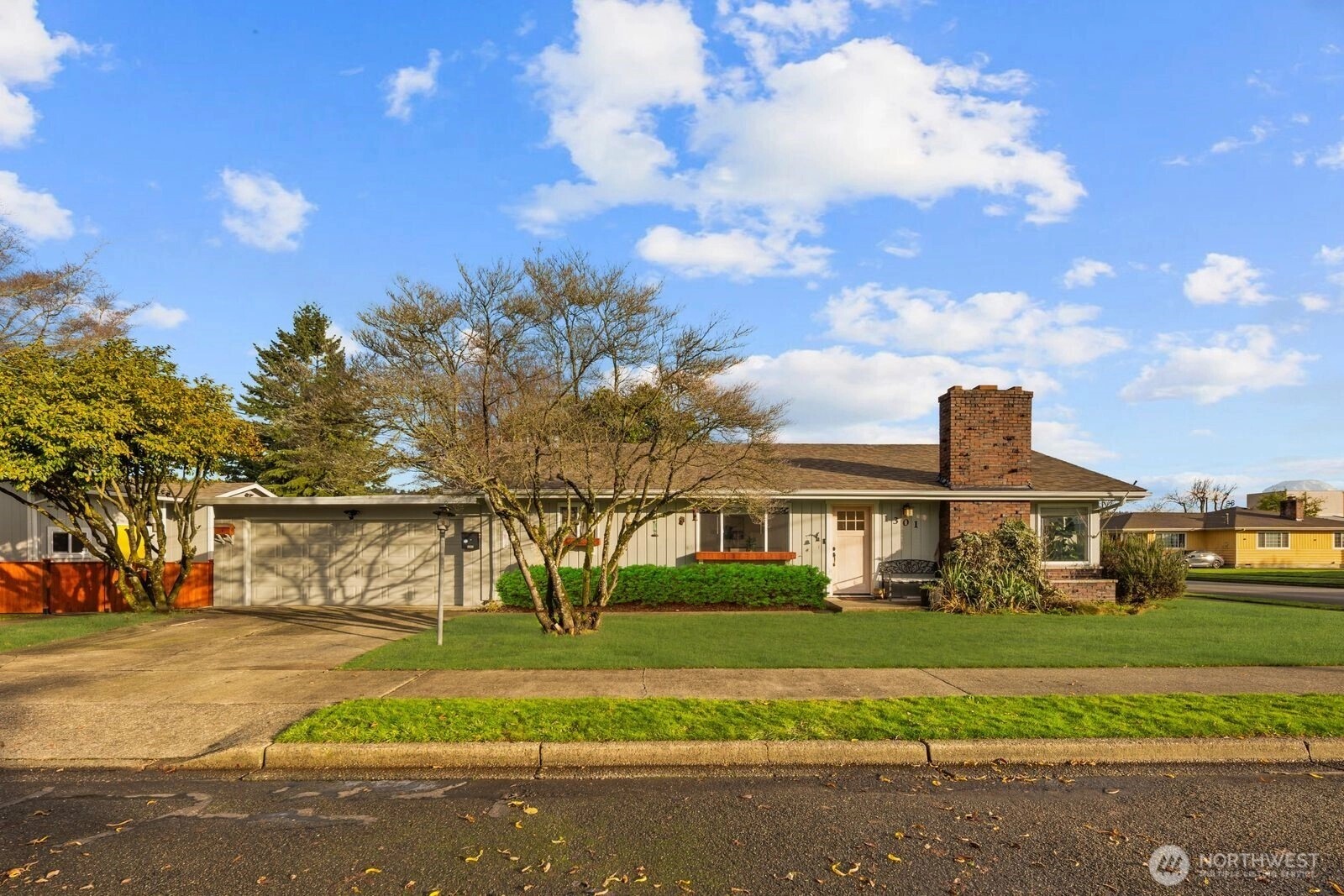 1301 Mcmillan Ave Unit  Sumner WA 98390