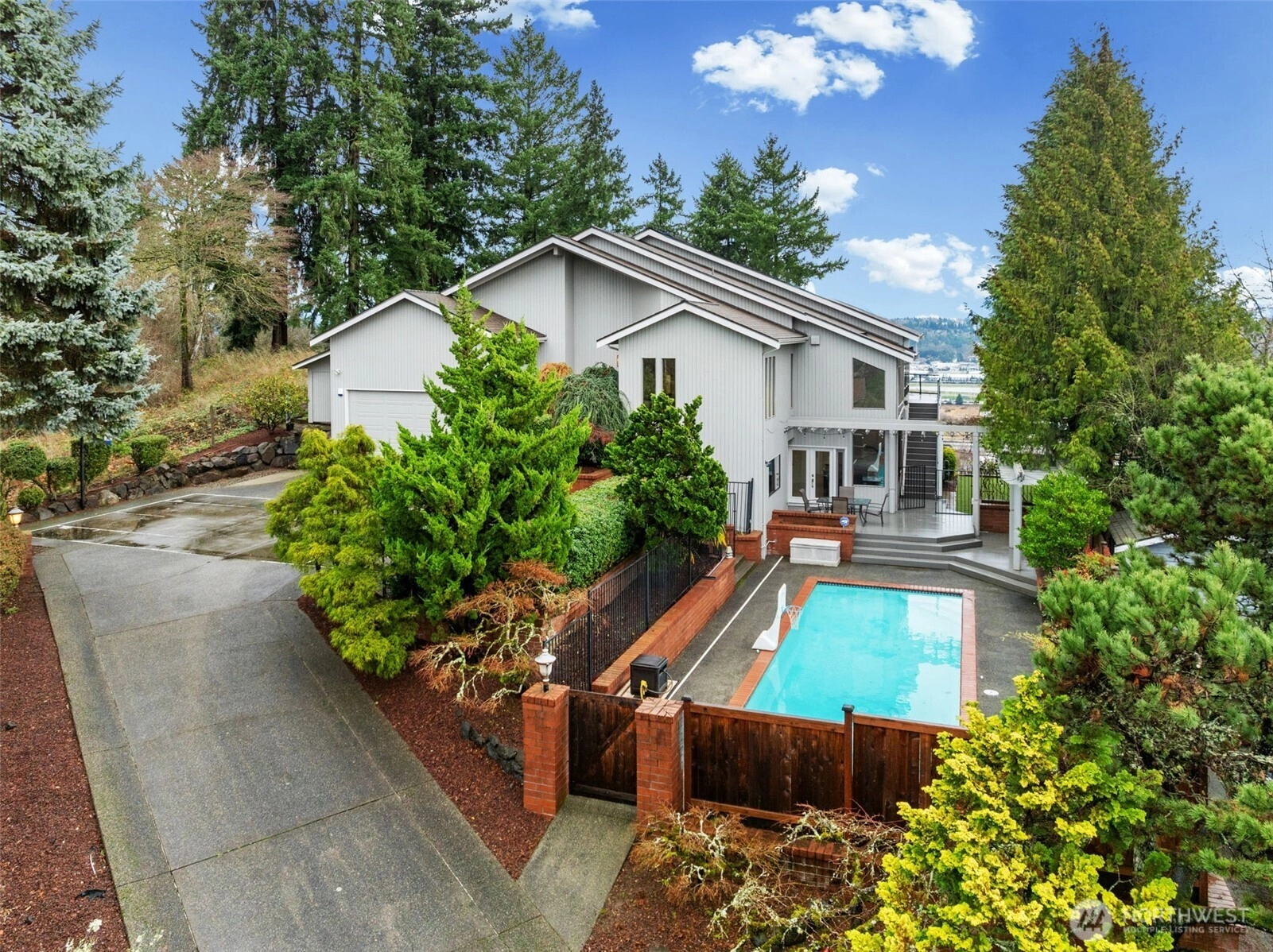 2432 T St NW Auburn WA 98001