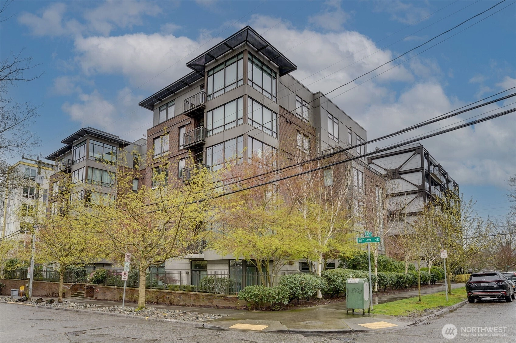 4547 8th Ave NE Unit 204 Unit 204 Seattle WA 98105