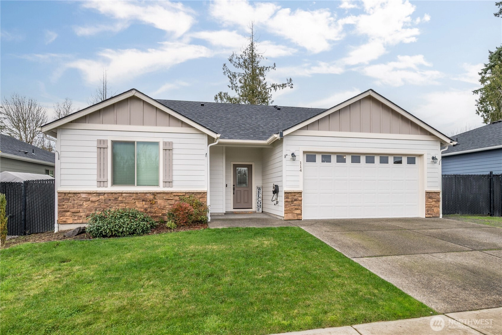 114 Zephyr Dr Silverlake WA 98645