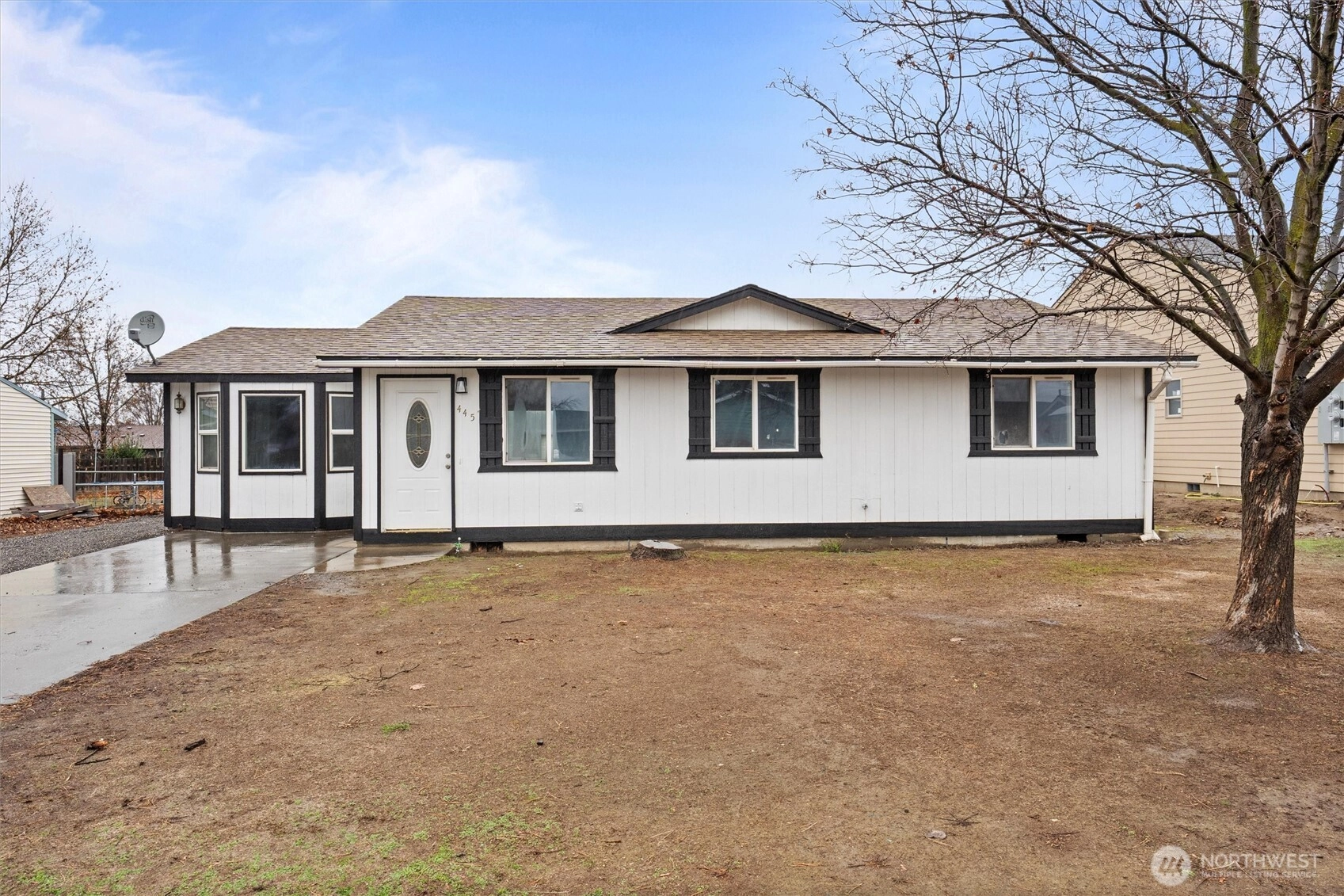 445 E Rainer St Othello WA 99344