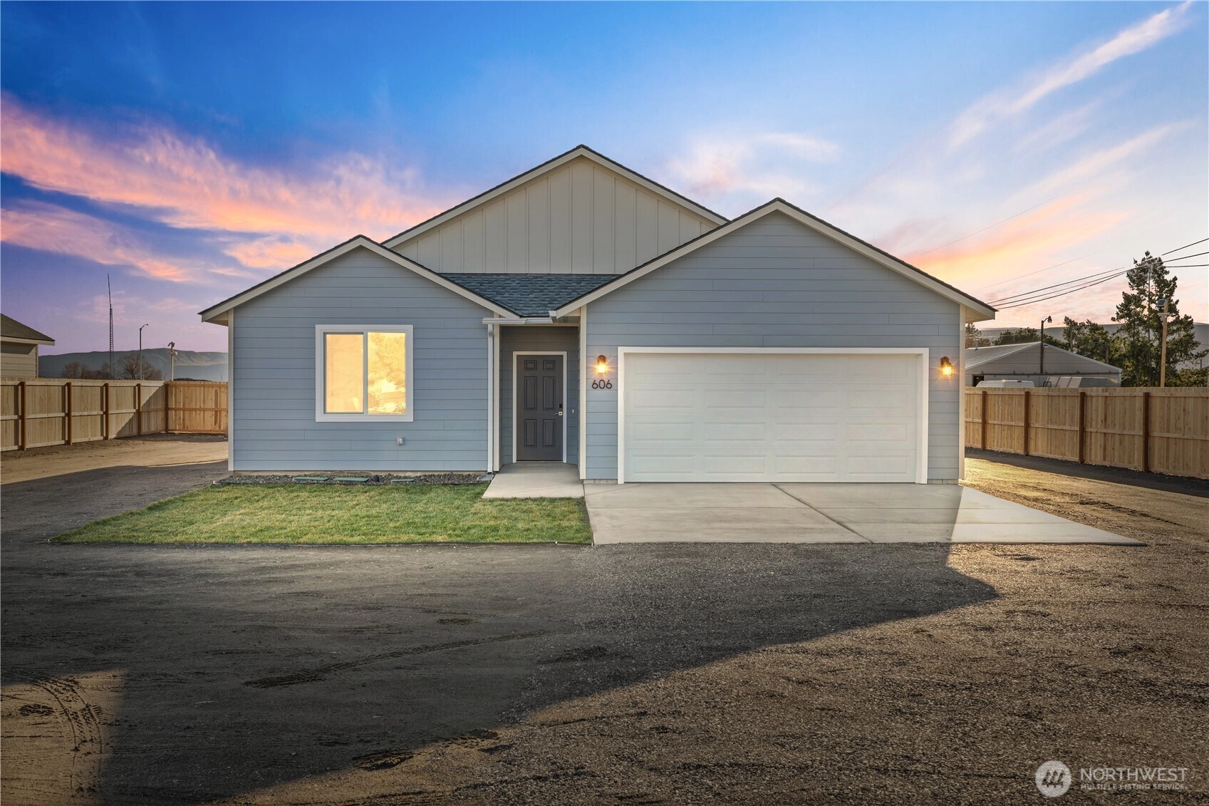 606 4th St Unit  Mattawa WA 99349