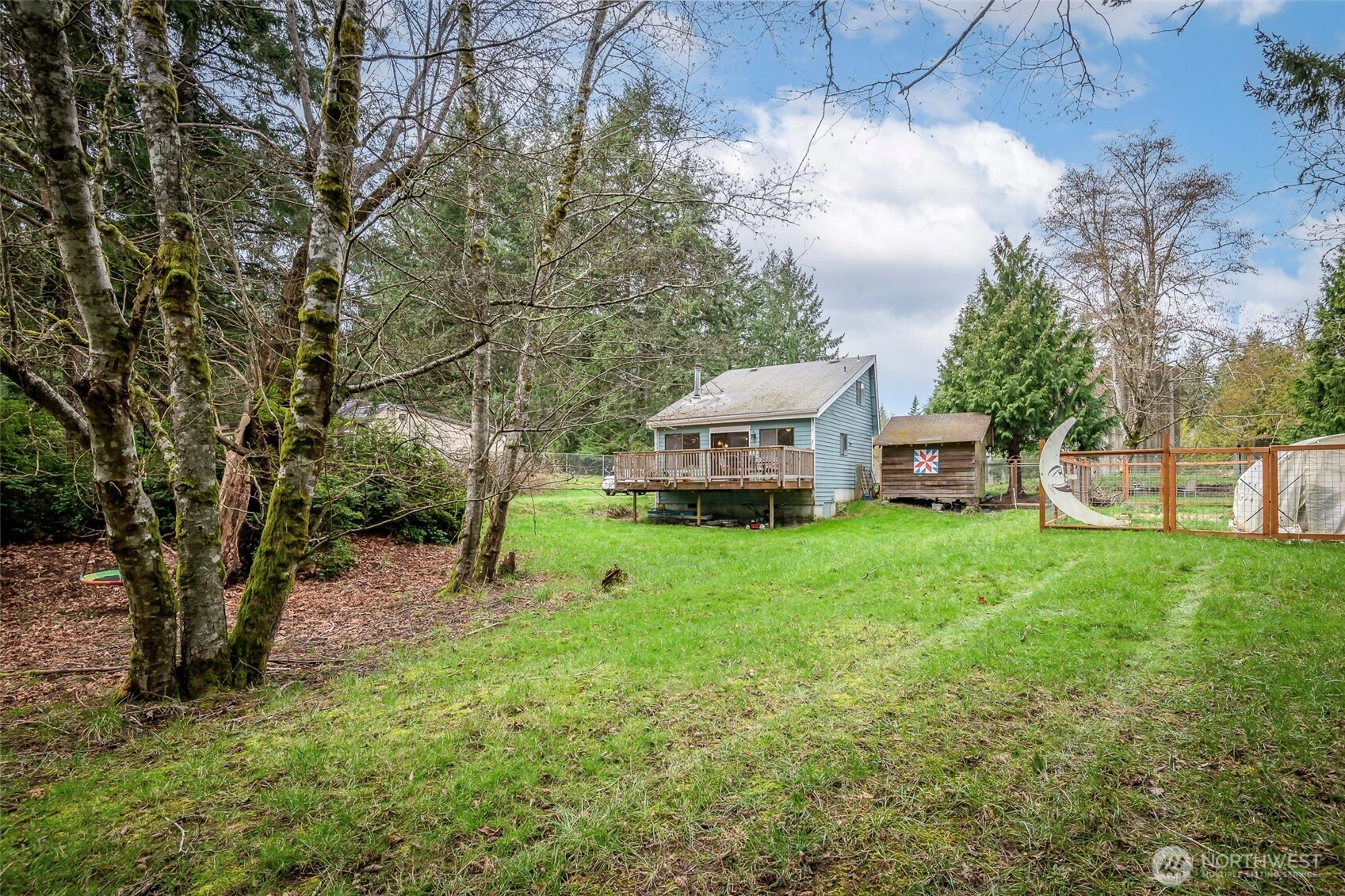 406 E Madrona Blvd NW Lakebay WA 98349