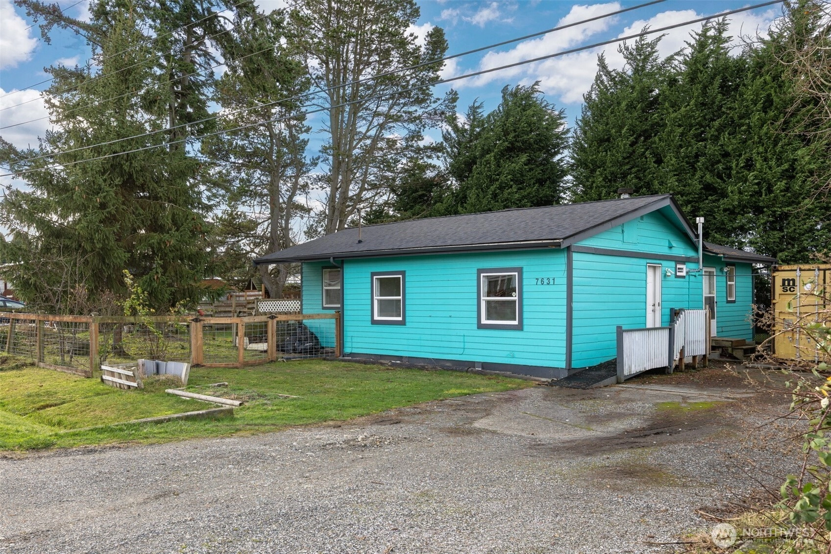 7631 Parkland Dr Unit  Blaine WA 98230