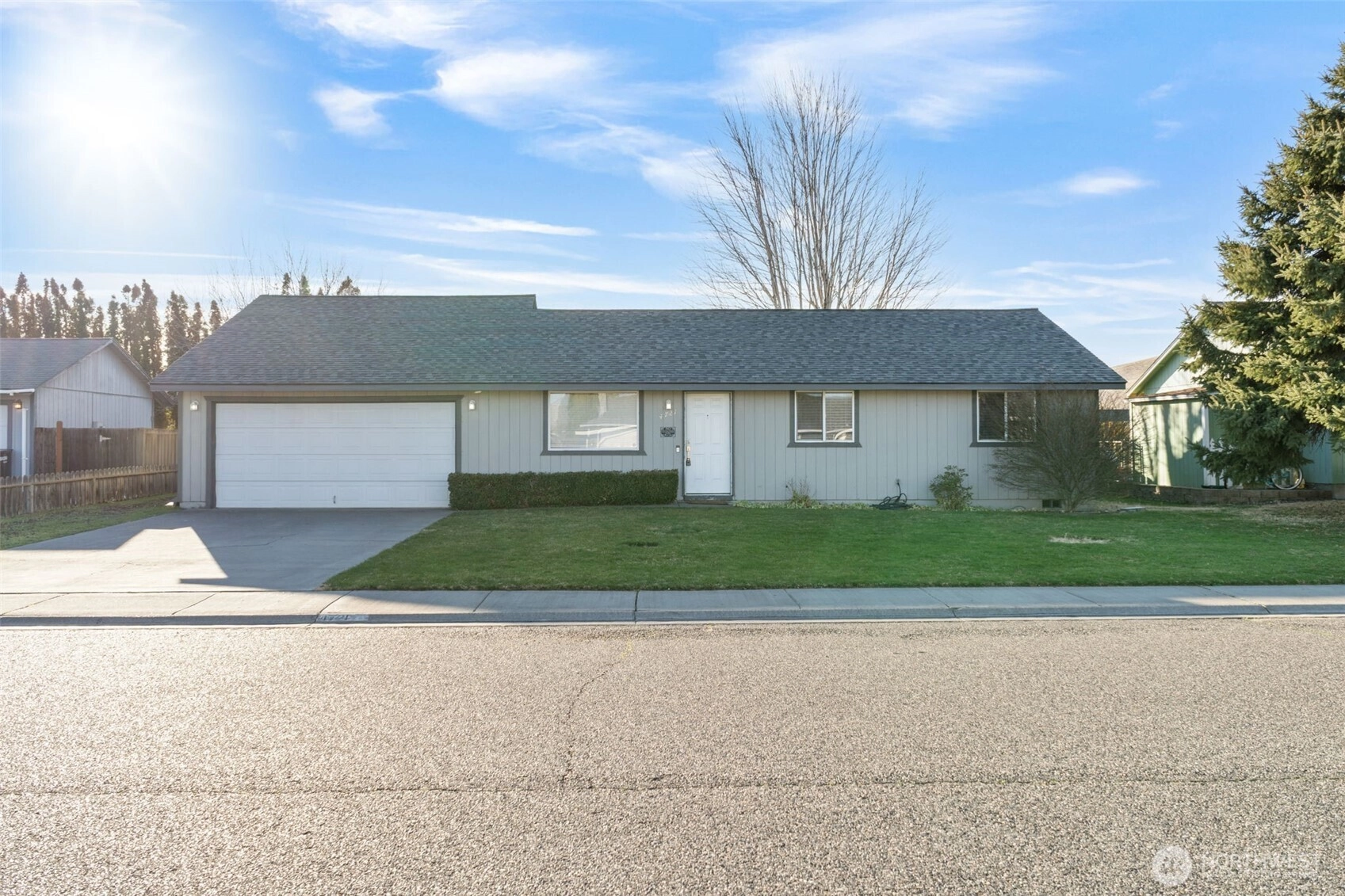 4721 Forsythia St West Richland WA 99353