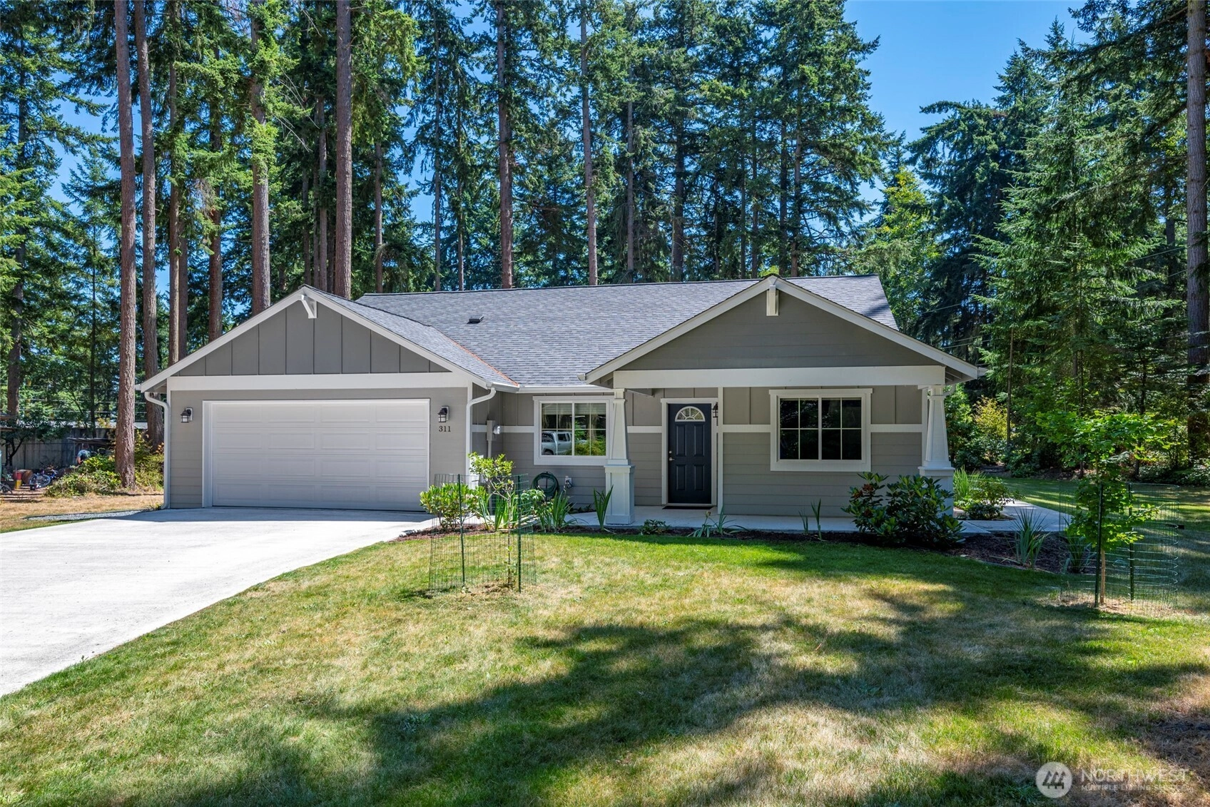 311 Rosewood Ct Coupeville WA 98239