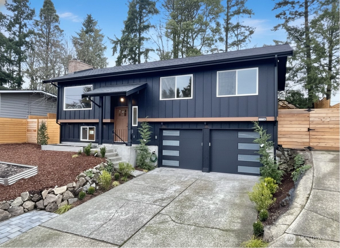 21246 15th Ave S Unit  Des Moines WA 98198