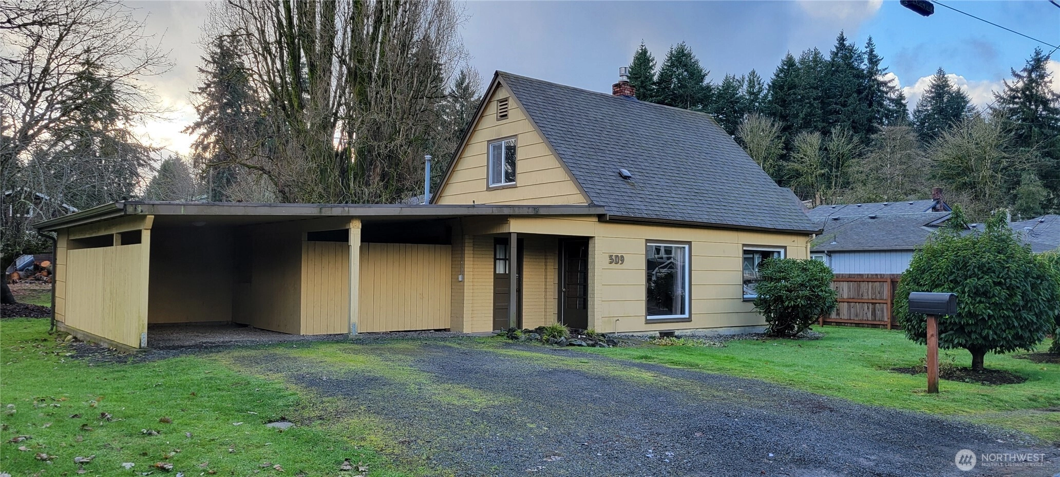 309 Bates St SW Unit  Tumwater WA 98512