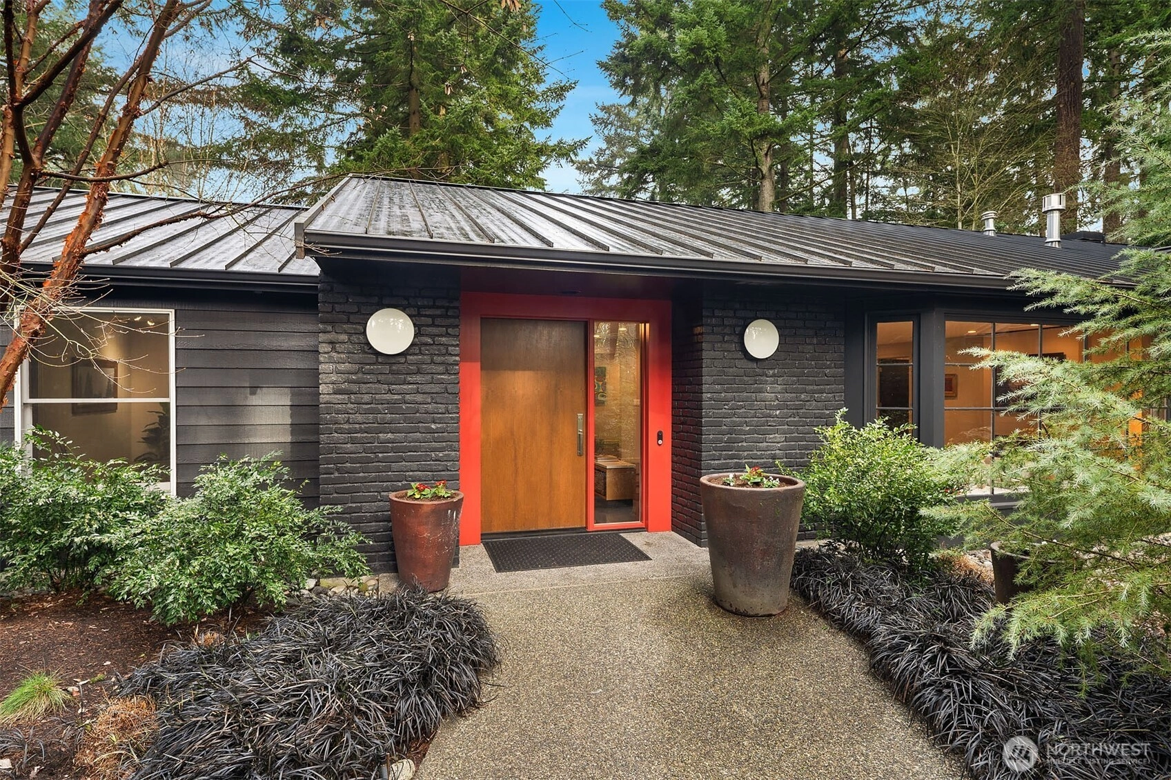 7 Lewis Ln Unit  Mercer Island WA 98040