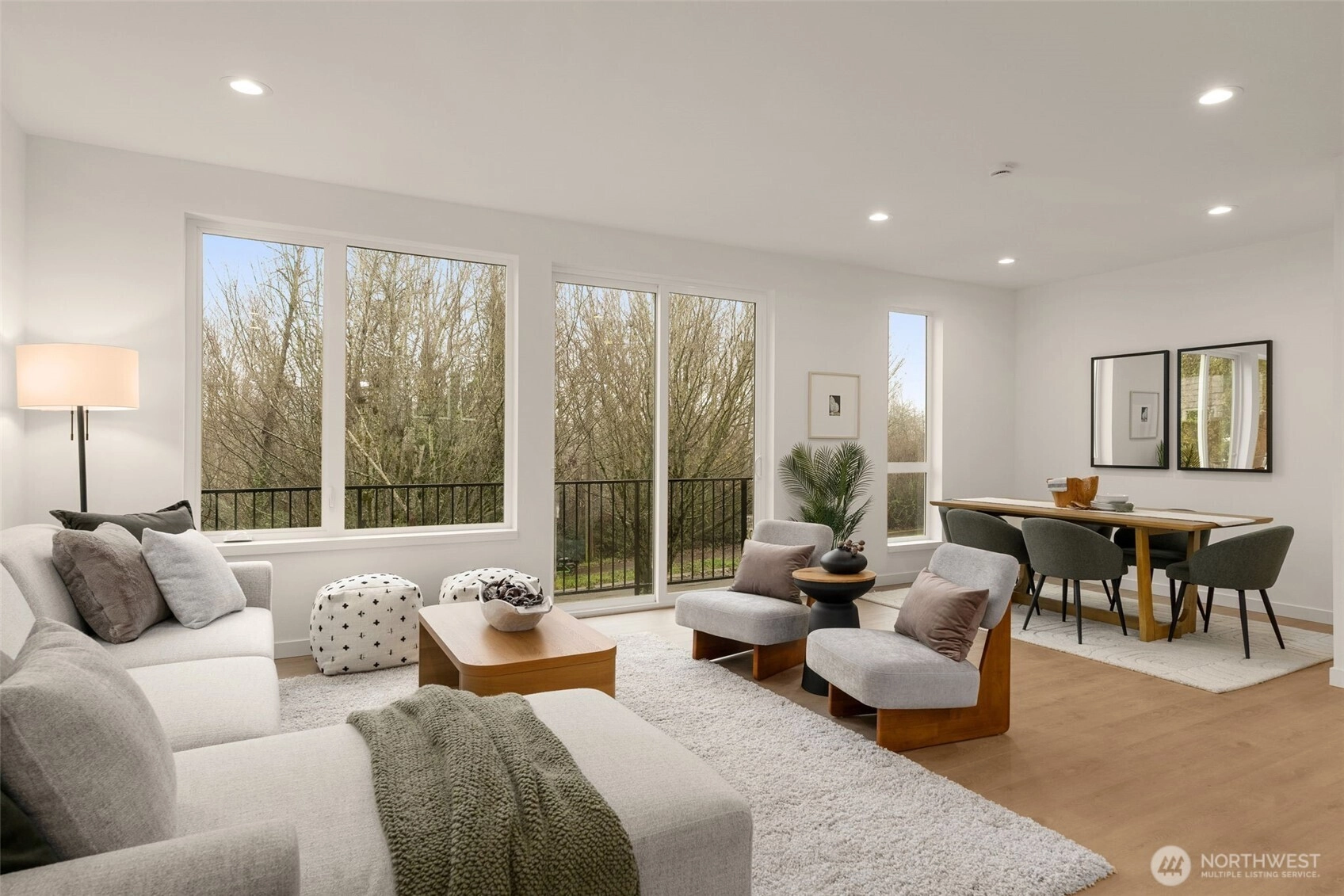 4409 21st Ave SW Seattle WA 98106