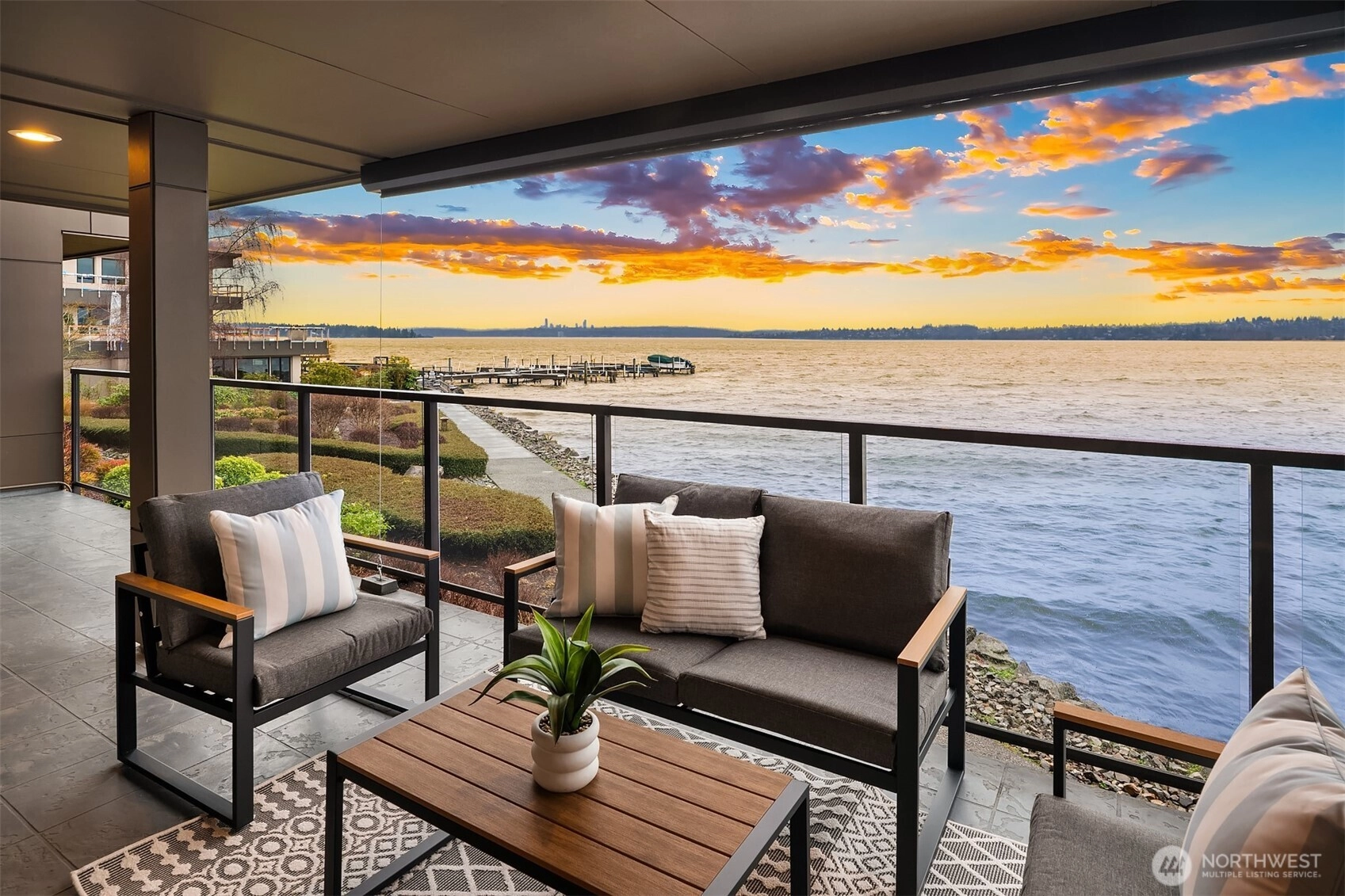 827 Lake St S Unit 105 Unit 105 Kirkland WA 98033