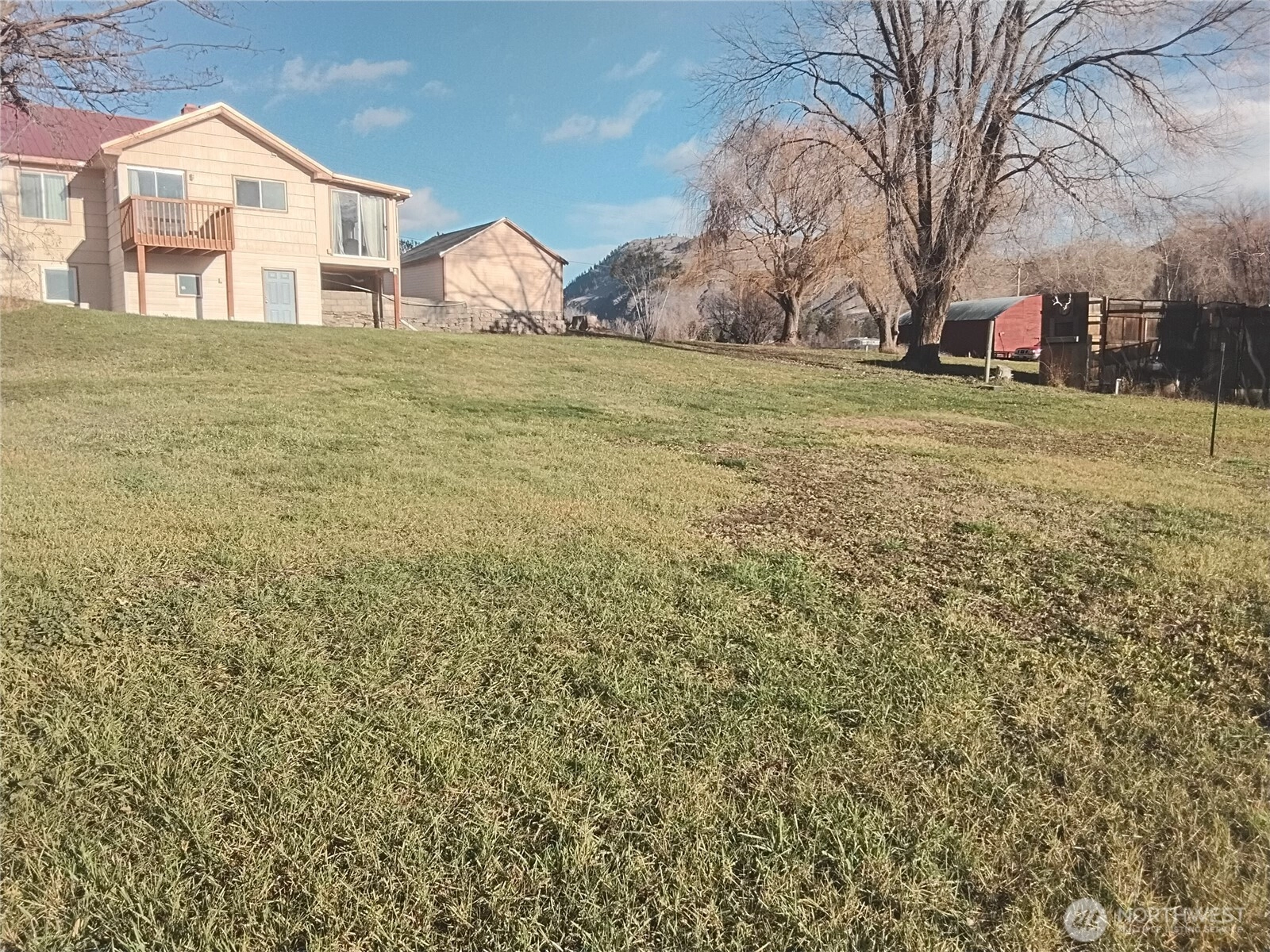 30 River Loop Rd Unit  Tonasket WA 98855