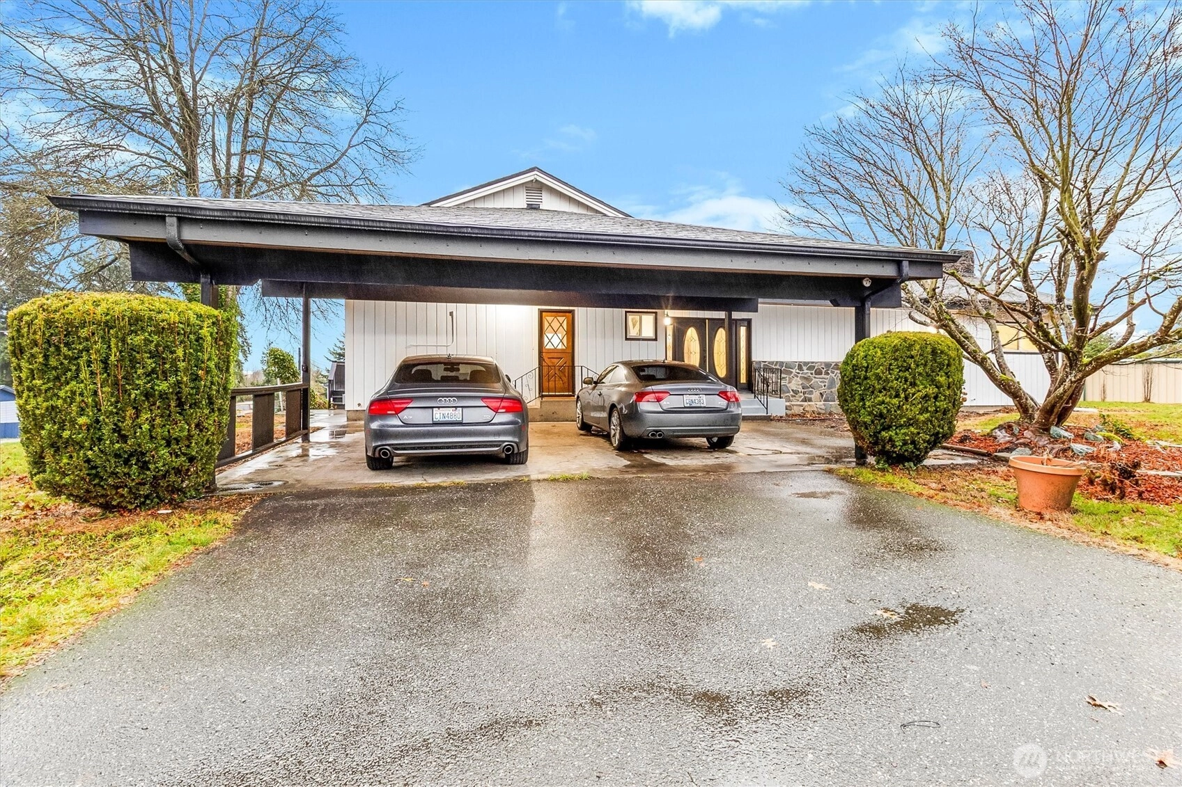 369 14th St Unit  Blaine WA 98230