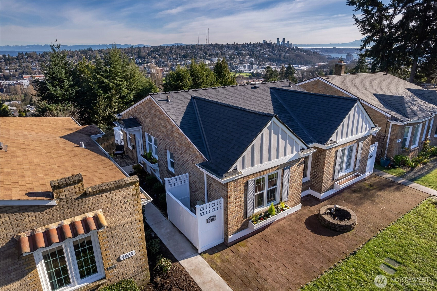 3026 26th Ave W Seattle WA 98199