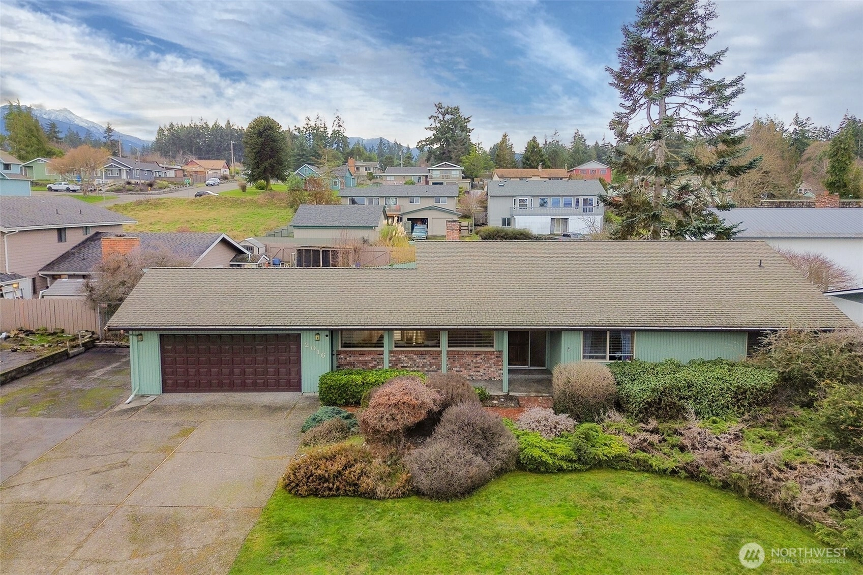 2016 W Fourth St Unit  Port Angeles WA 98363