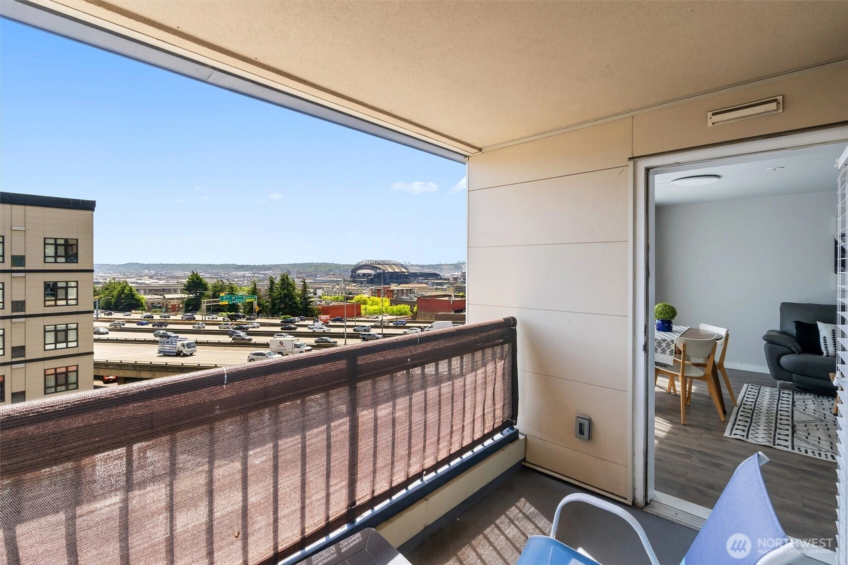 321 10th Ave S Unit 705 Unit 705 Seattle WA 98104