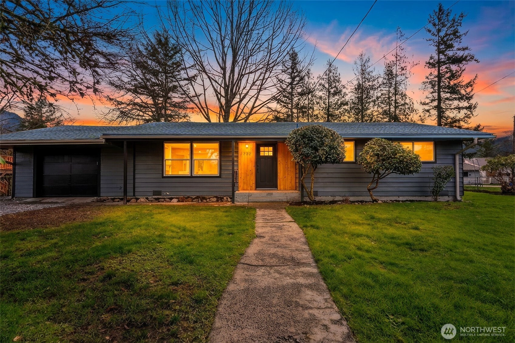 222 2nd St Gold Bar WA 98251