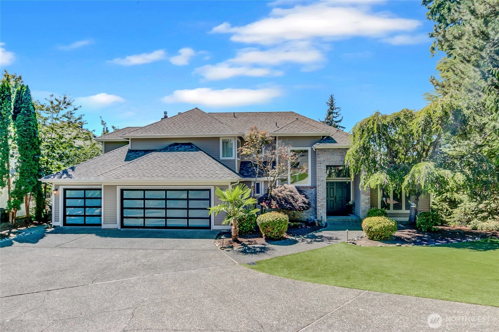 13943 209th Ave NE Woodinville WA 98077